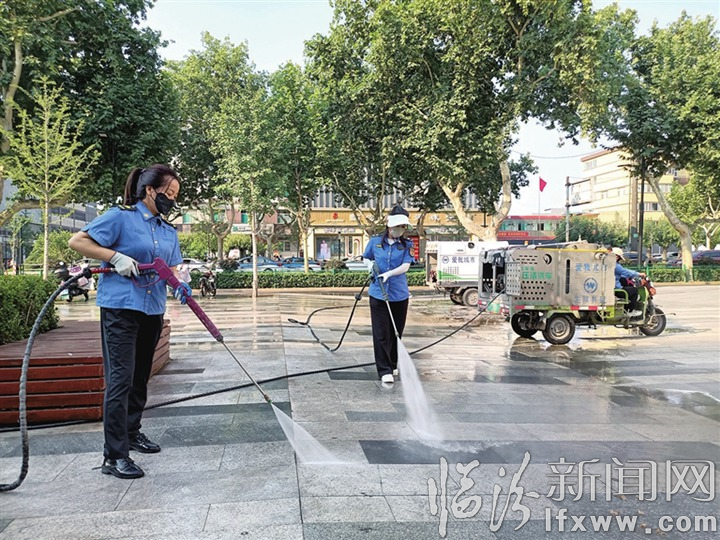 临汾市城管局：加大清扫力度 提高路面整洁度
